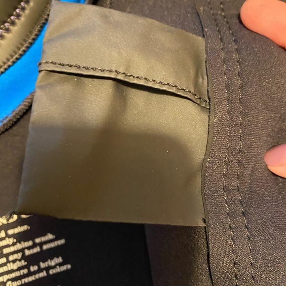 Tortuga Wet shorty Suit - Picture 8 of 10